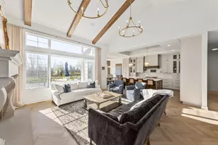 20285 Newport Ln, Brookfield, WI 53045 - Photo 10