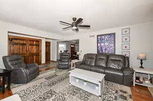 1143 Rainbow Ct, Mukwonago, WI 53149 - Photo 10