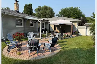 1143  Rainbow Ct, Mukwonago, WI 53149 - Photo 28