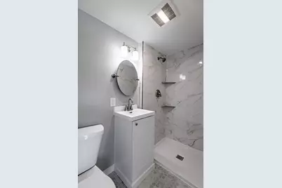 818  Denton St, La Crosse, WI 54601 - Photo 8