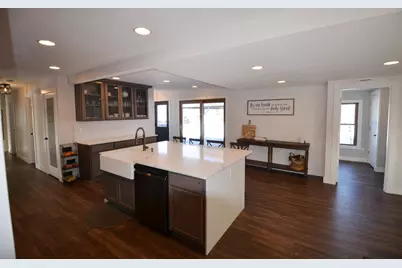 421  Meadow Ln, Eagle, WI 53119 - Photo 10