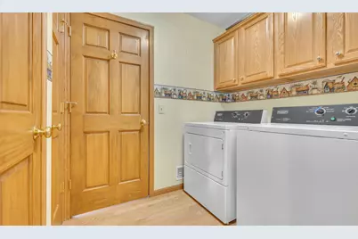 5735  Wind Dancer Ct, Sheboygan, WI 53081 - Photo 20