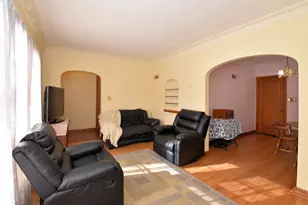 5132 W Townsend St, Milwaukee, WI 53216 - Photo 6