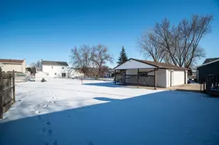 2938 Stonebridge Dr, Racine, WI 53404 - Photo 44