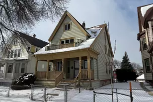 3043 N Dr William Finlayson St, Milwaukee, WI 53212 - Photo 14