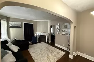 3043 N Dr William Finlayson St, Milwaukee, WI 53212 - Photo 2