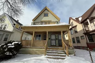 3043 N Dr William Finlayson St, Milwaukee, WI 53212 - Photo 16