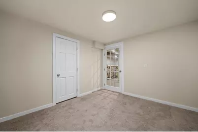 3323 S 91st St, Milwaukee, WI 53227 - Photo 16