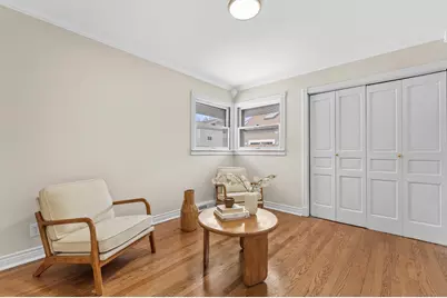 3323 S 91st St, Milwaukee, WI 53227 - Photo 8