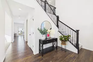 W241N5629 Maple Grove Ln, Sussex, WI 53089 - Photo 4