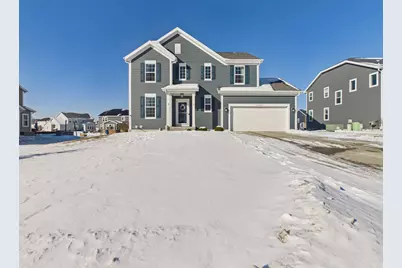 W241N5629  Maple Grove Ln, Sussex, WI 53089 - Photo 2