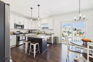 W241N5629 Maple Grove Ln, Sussex, WI 53089 - Photo 18