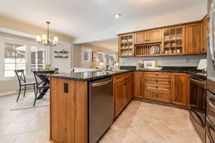 14625 Club Dr, Elm Grove, WI 53122 - Photo 4