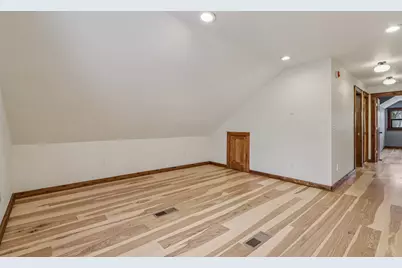 3421 N Fratney St, Milwaukee, WI 53212 - Photo 26