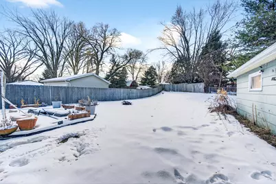 7042  Lone Elm Dr, Racine, WI 53402 - Photo 24