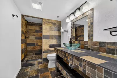 7042  Lone Elm Dr, Racine, WI 53402 - Photo 18