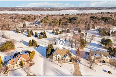 W331N3460  Maplewood Rd, Nashotah, WI 53058 - Photo 4