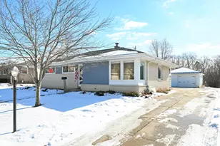 6125 Middleton Ct, Greendale, WI 53129 - Photo 26