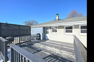 6125 Middleton Ct, Greendale, WI 53129 - Photo 30