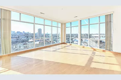 1550 E Royall Pl #804, Milwaukee, WI 53202 - Photo 1