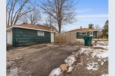 6417 N Green Bay Ave, Glendale, WI 53209 - Photo 32