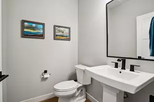 10620 N Coneflower Ct, Mequon, WI 53097 - Photo 22