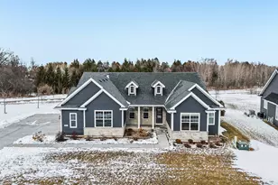 10620 N Coneflower Ct, Mequon, WI 53097 - Photo 26