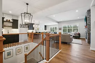 10620 N Coneflower Ct, Mequon, WI 53097 - Photo 2