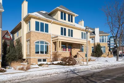 1749 N Hubbard St, Milwaukee, WI 53212 - Photo 2