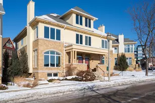 1749 N Hubbard St, Milwaukee, WI 53212 - Photo 2