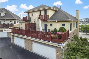 1749 N Hubbard St, Milwaukee, WI 53212 - Photo 2