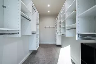 1749 N Hubbard St, Milwaukee, WI 53212 - Photo 20