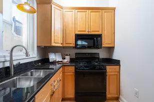 1749 N Hubbard St, Milwaukee, WI 53212 - Photo 14