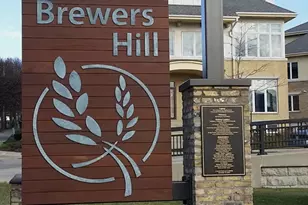 1749 N Hubbard St, Milwaukee, WI 53212 - Photo 4