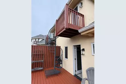 1749 N Hubbard St, Milwaukee, WI 53212 - Photo 4