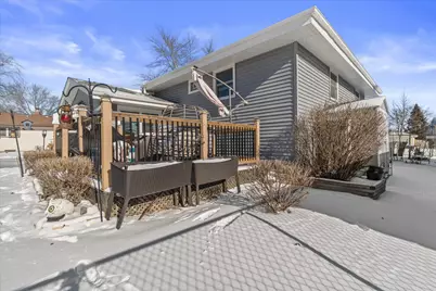 7485 S Highfield Ct, Oak Creek, WI 53154 - Photo 28