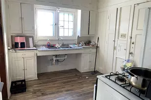 2237 N 15th St, Milwaukee, WI 53205 - Photo 10