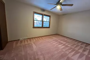 10743 W Appleton Ave, Milwaukee, WI 53225 - Photo 12