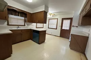 10743 W Appleton Ave, Milwaukee, WI 53225 - Photo 6