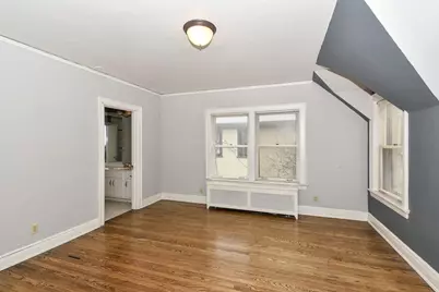 2225 N Lake Dr, Milwaukee, WI 53202 - Photo 32