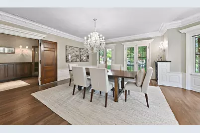 2225 N Lake Dr, Milwaukee, WI 53202 - Photo 10