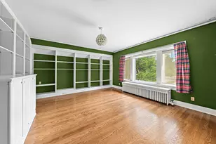 2225 N Lake Dr, Milwaukee, WI 53202 - Photo 24