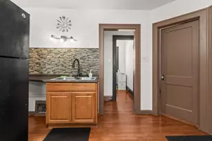 1100 S 61st St, West Allis, WI 53214 - Photo 24