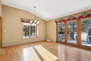 W178N9743 Riversbend Circle, Germantown, WI 53022 - Photo 8