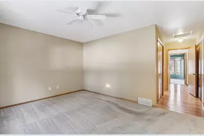 W178N9743  Riversbend Cir, Germantown, WI 53022 - Photo 20