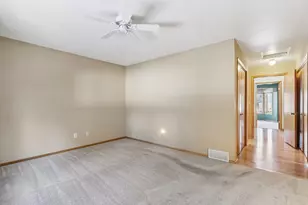 W178N9743 Riversbend Circle, Germantown, WI 53022 - Photo 20