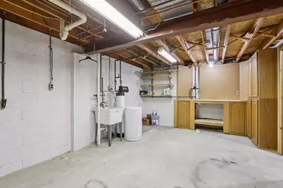 W178N9743  Riversbend Cir, Germantown, WI 53022 - Photo 40