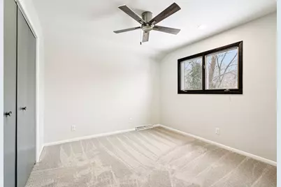 741  Summit Ct, West Bend, WI 53095 - Photo 20