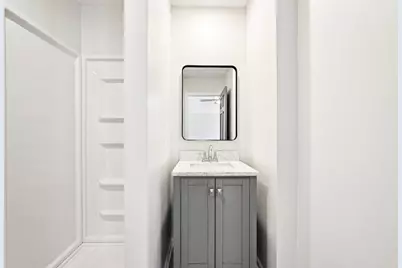 741  Summit Ct, West Bend, WI 53095 - Photo 18