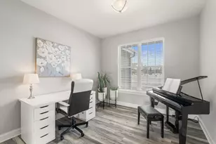 3951 Sienna Ct, Racine, WI 53126 - Photo 18